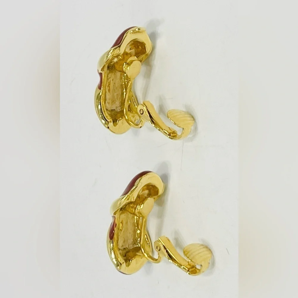 3/$18 Vintage Enamel Red Rust Gold Tone Clip-on Earrings Burgundy